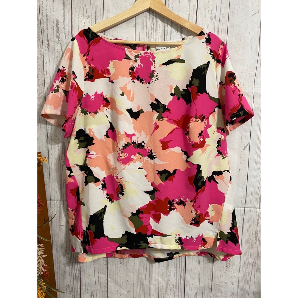 AVA & VIV Floral Top Short Sleeve Pink Cream 1X